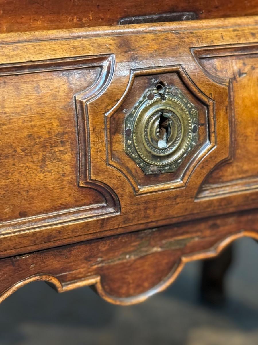 18th century chest of drawers