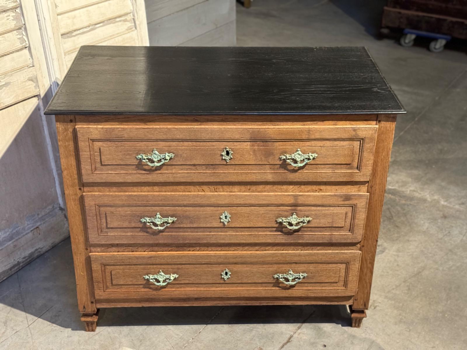 19th century oak chest of drawers 