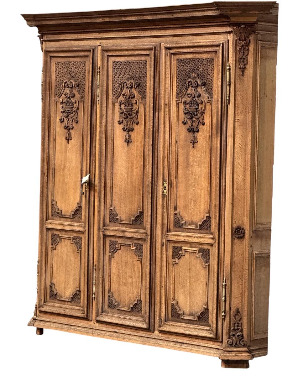 Antique 3 doors armoire 