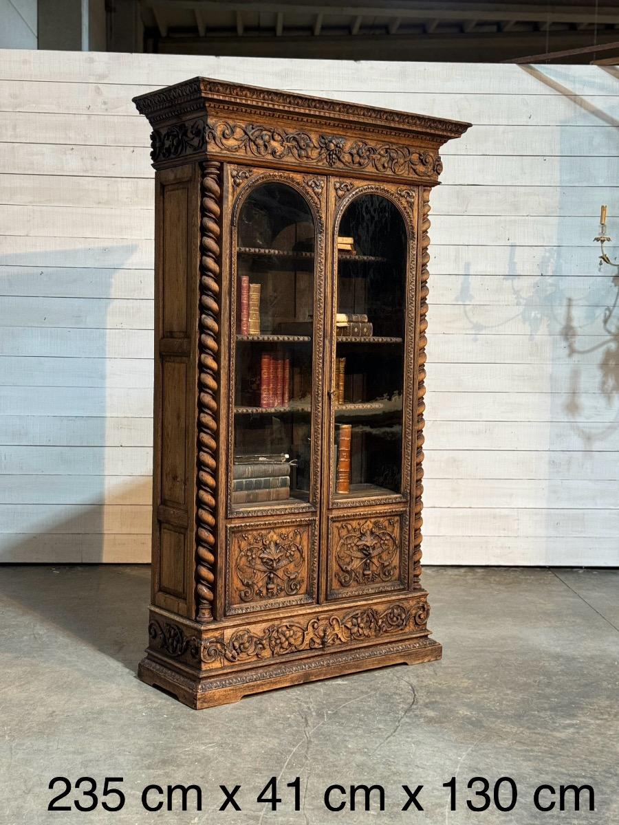 Antique bookcase in oak