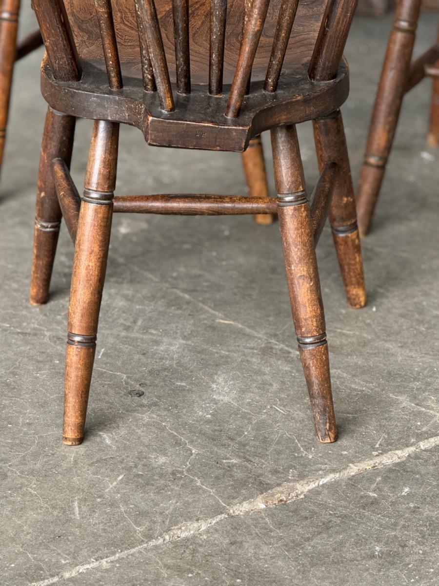 Antique windsor chairs 