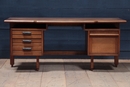 Bureau design 