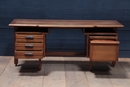 Bureau design 