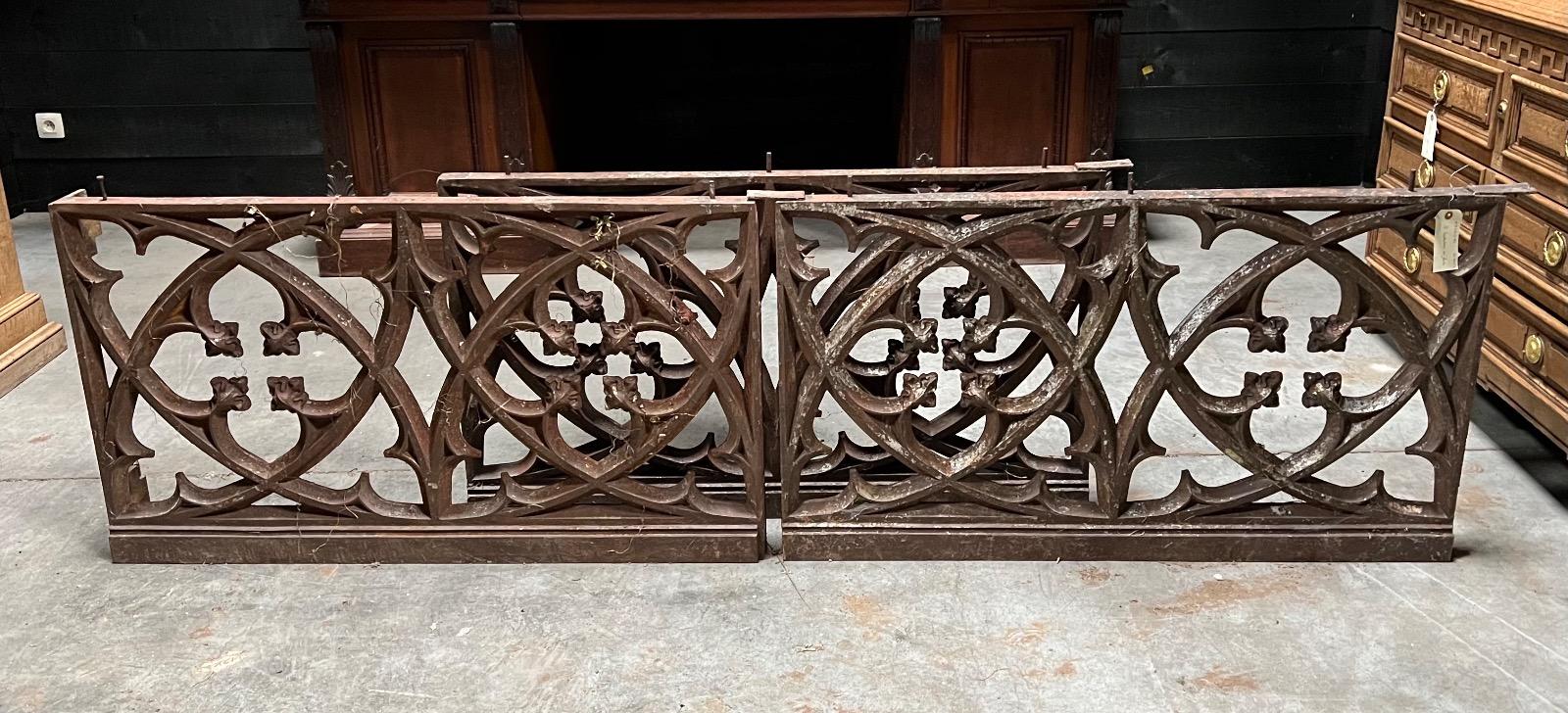 Cast iron railing 