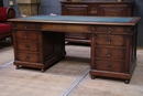 style Oak english desk, England 19 th century