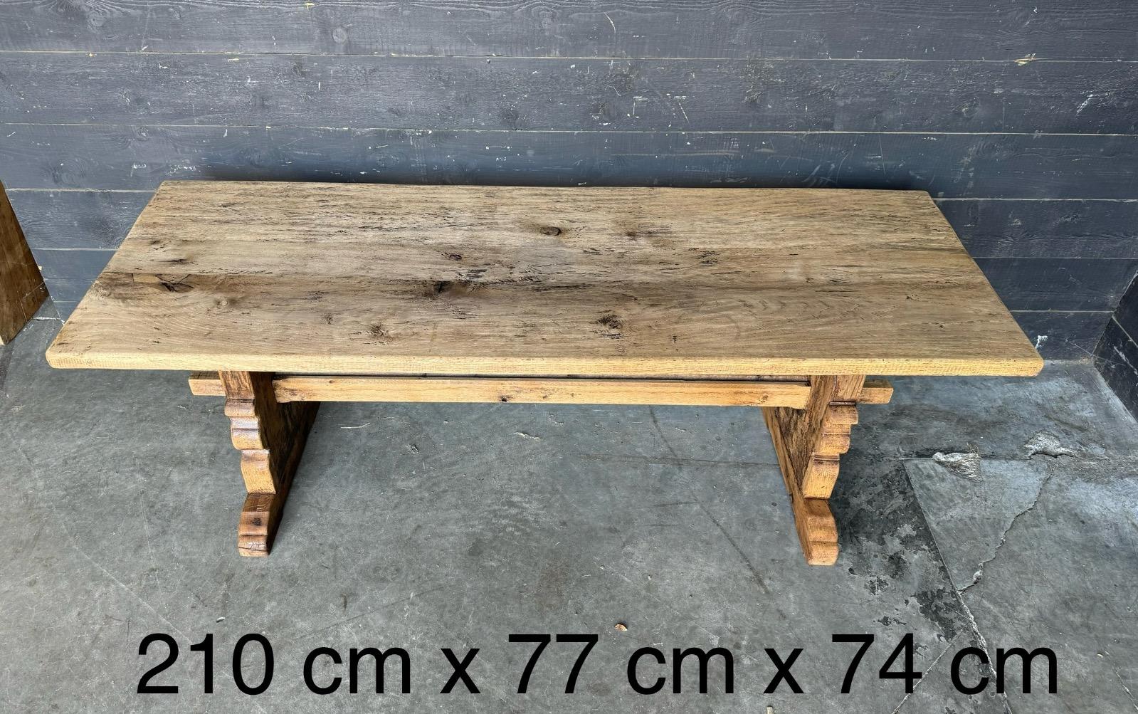 oak trestle table 