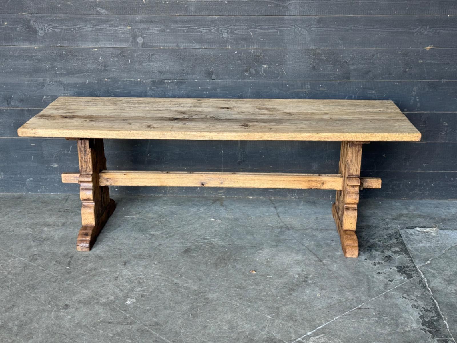 oak trestle table 