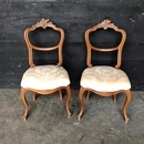 style Pair of walnut side chairs