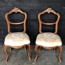 style Pair of walnut side chairs