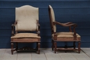 style Pair walnut mutton legs armchairs 19 th century