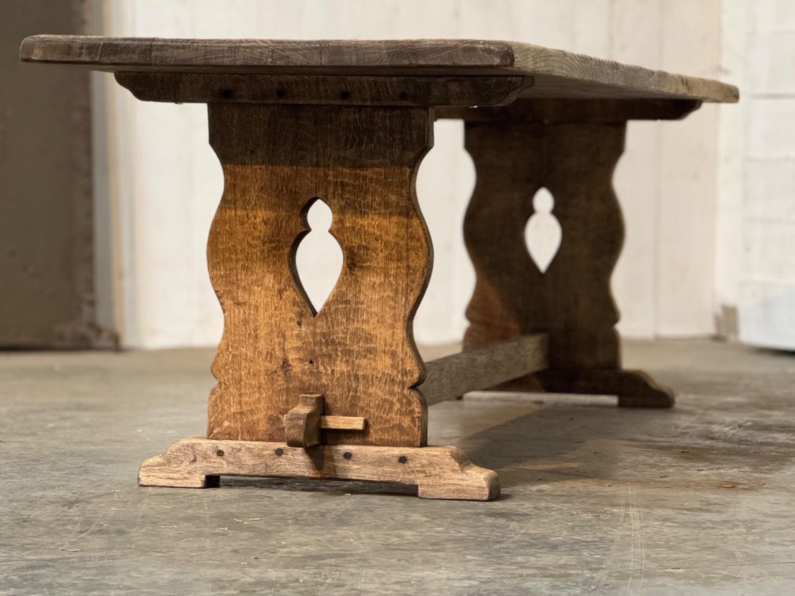 Primitive trestle table 