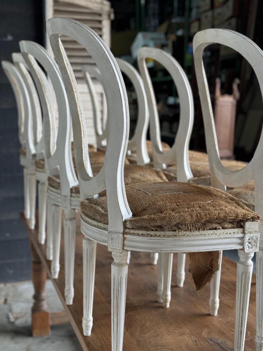 Set of 8 french louis xvi painted dining chairs 