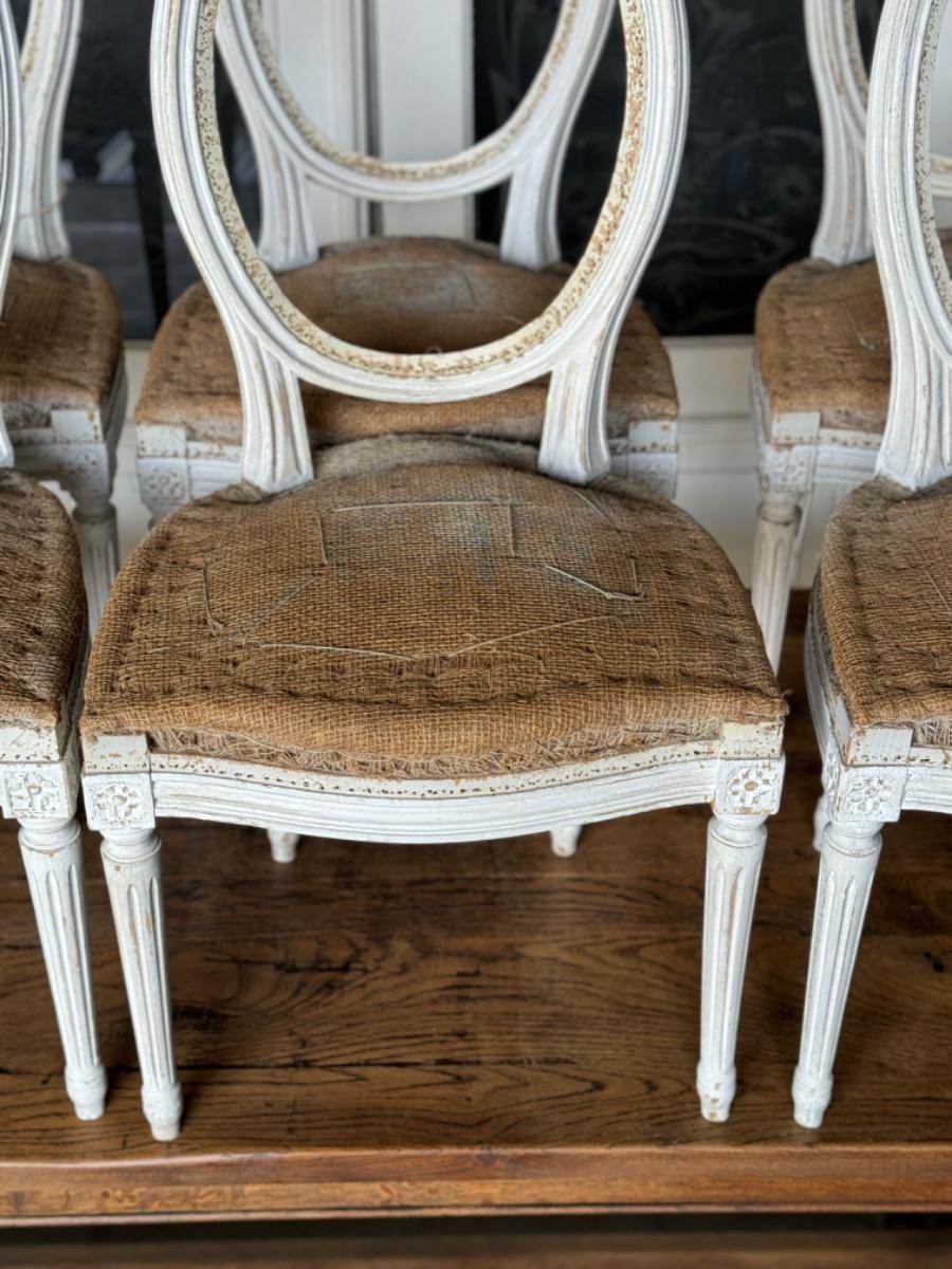 Set of 8 french louis xvi painted dining chairs 