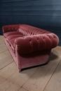 style Vintage chesterfield velvet sofa  1940