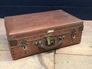 style Vintage leather suitcase