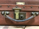 style Vintage leather suitcase